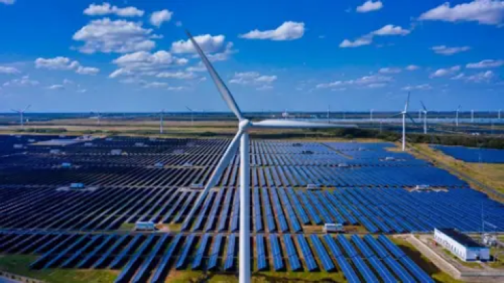solar 22222-XsWjoB9reA.png